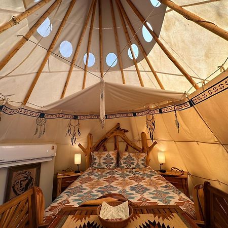 Bandera Stronghold - Cochise Tipi Exteriör bild