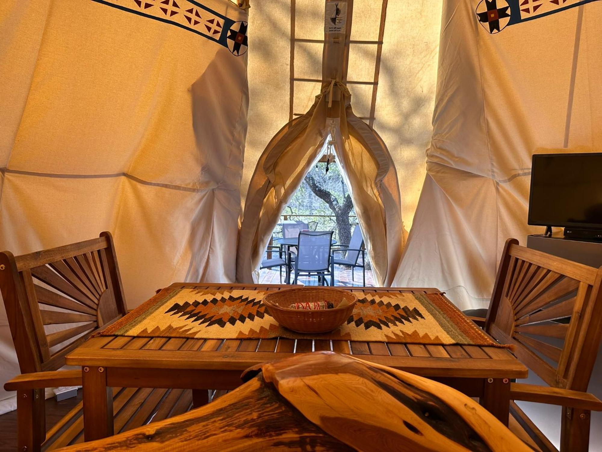Bandera Stronghold - Cochise Tipi Exteriör bild